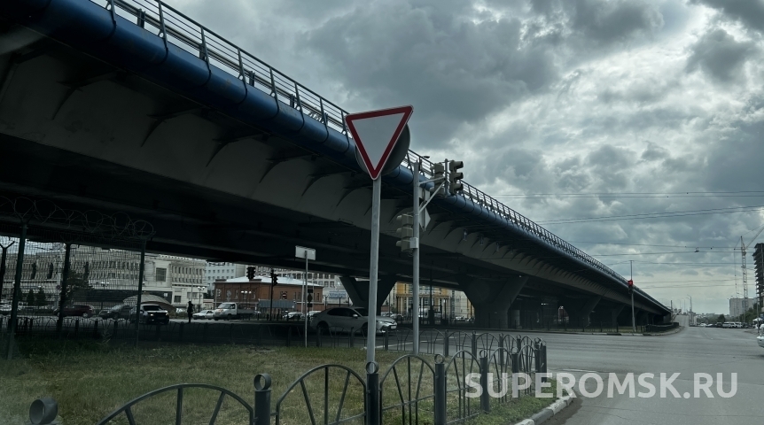 Город На пути у новой развязки у омского метромоста встал денежный вопрос