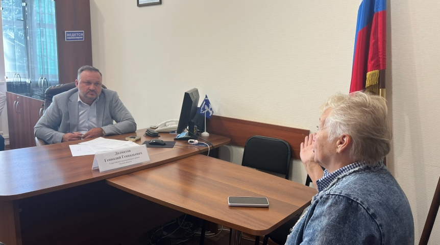 Геннадия Долматова поблагодарили за решение вопроса с водоснабжением в деревне Покрово-Иртышское Геннадия Долматова поблагодарили за решение вопроса с водоснабжением в деревне Покрово-Иртышское
