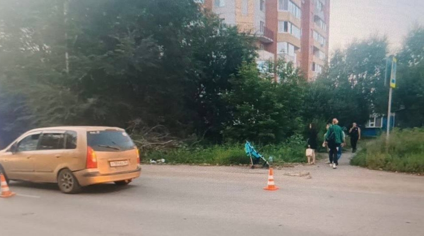 Омский водитель сбил на переходе коляску с трехлетним ребенком Омский водитель сбил на переходе коляску с трехлетним ребенком