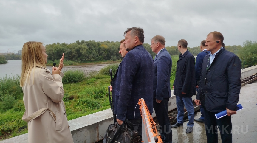 Город Депутаты горсовета наглядно оценили преображение омского «Зеленого острова» концессионером