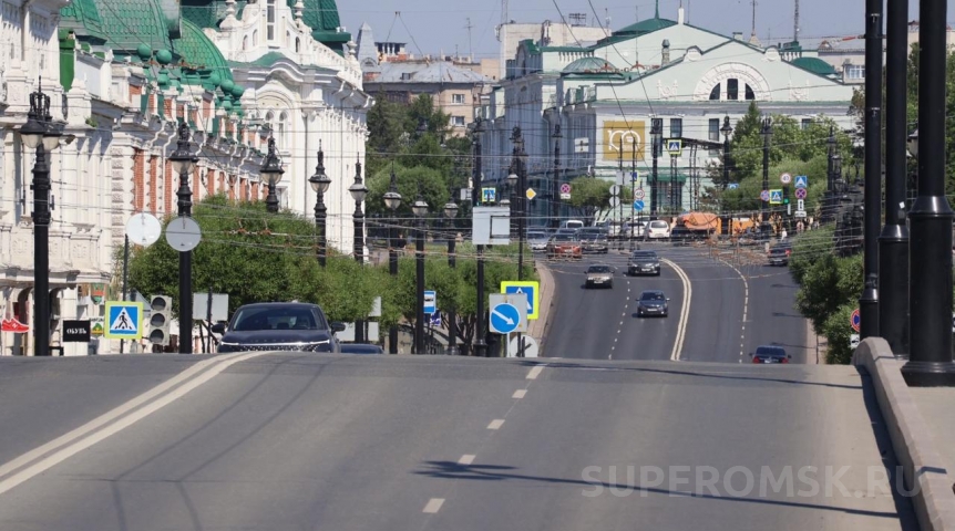 Общество Назвали две омские машины с самым высоким налогом