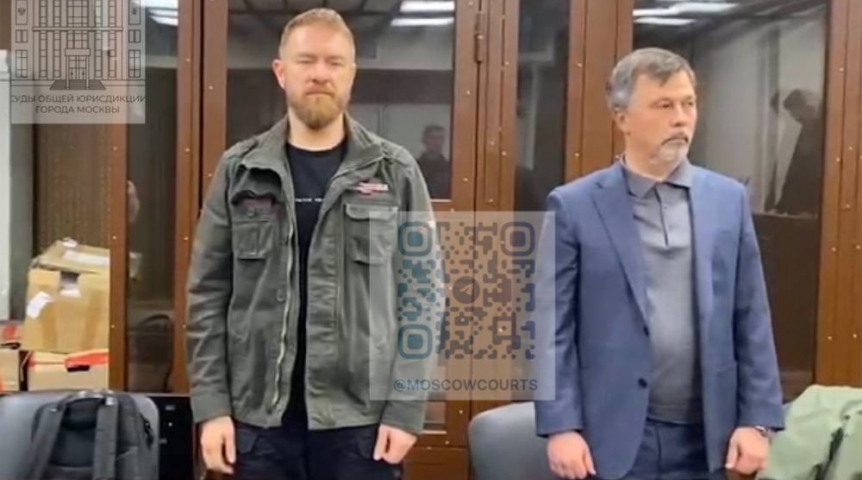 Судебные новости Малькевич пришел на суд с покрасневшими глазами и медальной планкой