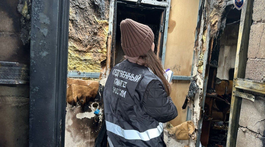 Омичка погибла, спасая из пожара подругу, пока мужчина спасался сам Омичка погибла, спасая из пожара подругу, пока мужчина спасался сам
