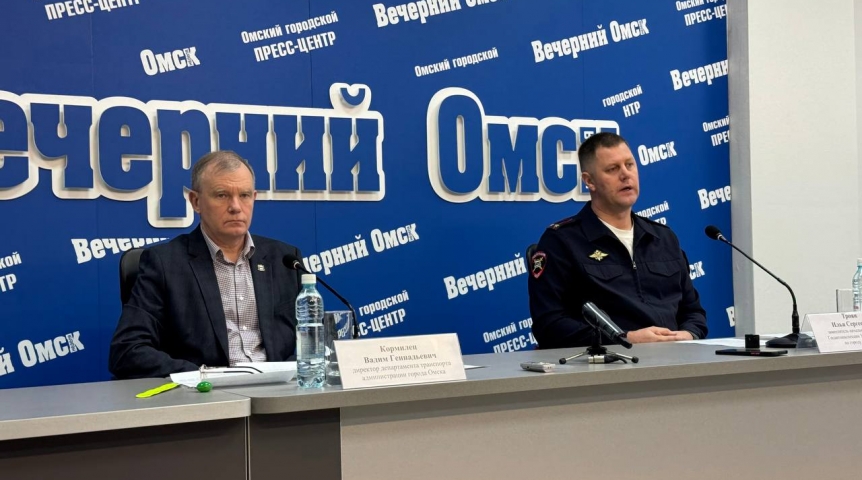 В мэрии Омска дали пешеходам и водителям рекомендации безопасности на дорогах В мэрии Омска дали пешеходам и водителям рекомендации безопасности на дорогах