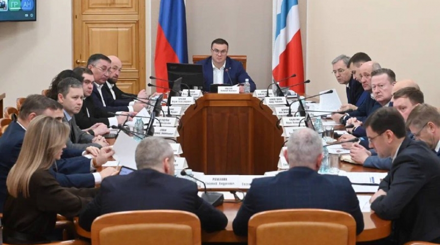 Общество Виталий Хоценко озвучил приоритеты газификации Омской области на заседании спецштаба