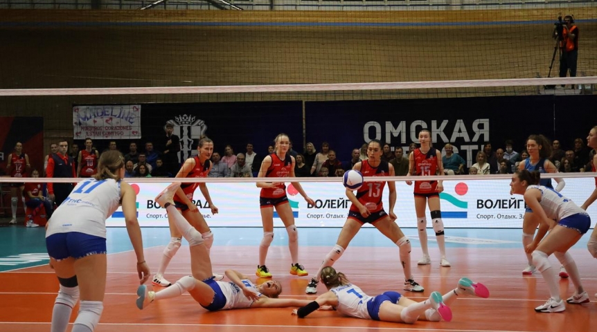 Новости спорта «Омичка» с нововведением сезона победила «Динамо» из Краснодара