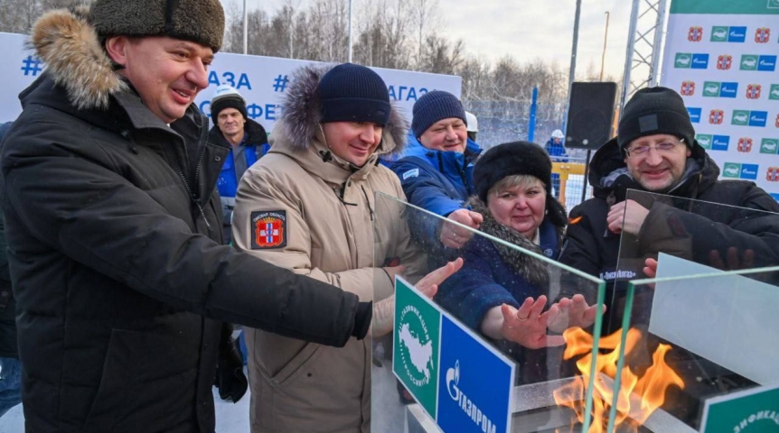Власть Губернатор Хоценко дал старт подаче сетевого газа в северных районах Омской области