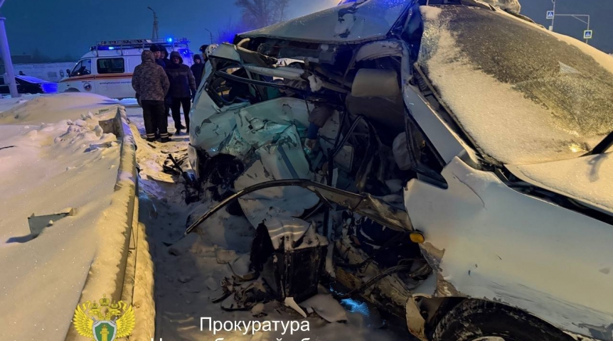 Автоновости В Новосибирске шесть человек разбились насмерть в «Тойоте» с омскими номерами