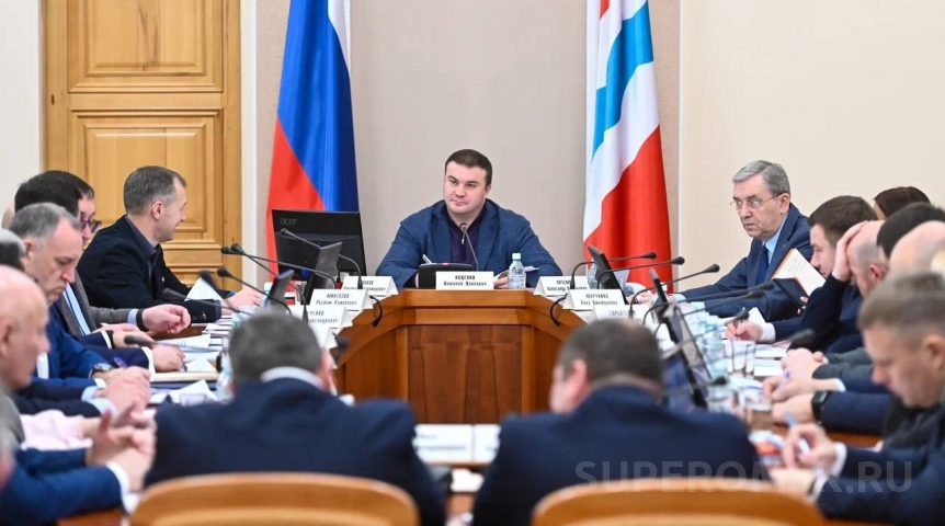 После поножовщины в Нижнекамске Хоценко поручил проверить безопасность в омских школах После поножовщины в Нижнекамске Хоценко поручил проверить безопасность в омских школах