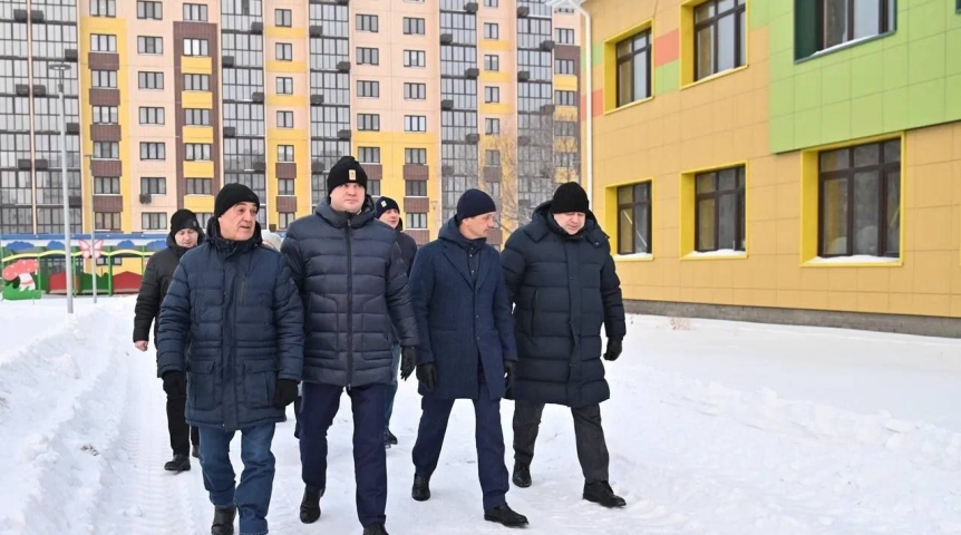 Омский губернатор Хоценко оценил ход строительства детсада в ЖК «Амурский-2» Омский губернатор Хоценко оценил ход строительства детсада в ЖК «Амурский-2»