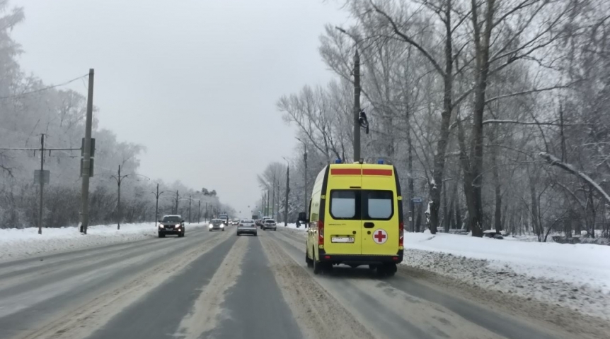 Более тысячи вызовов: как для омских медиков прошла новогодняя ночь