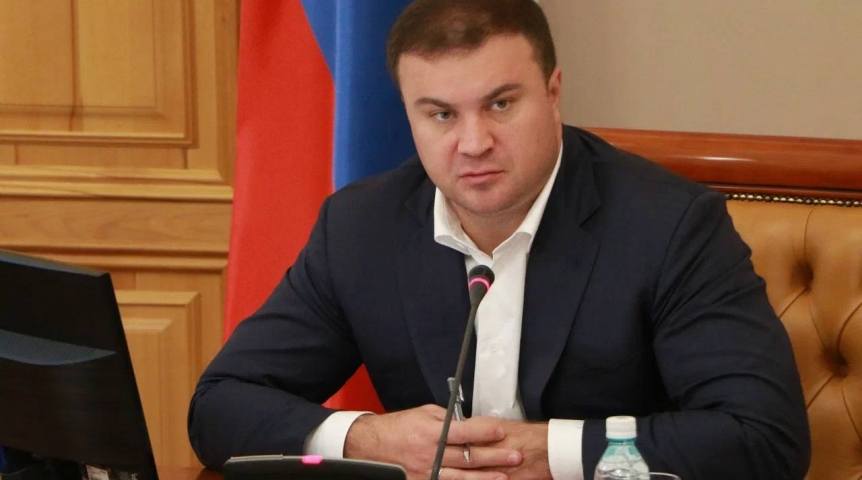 Хоценко возглавил комиссию по развитию технологий ИИ в Омской области Хоценко возглавил комиссию по развитию технологий ИИ в Омской области