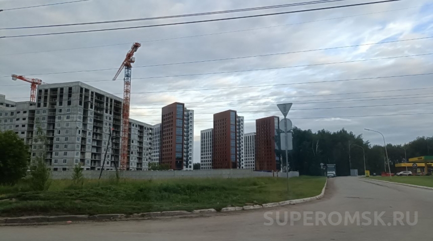 На окраине Омска хотят построить микрорайон с высотками и 9-этажной парковкой На окраине Омска хотят построить микрорайон с высотками и 9-этажной парковкой