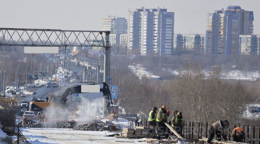 Общество Названы сроки открытия всех полос движения по мосту у Телецентра в Омске