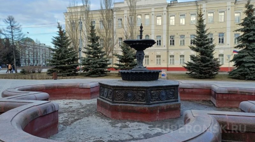 Город Шелест анонсировал запуск фонтанов в Омске