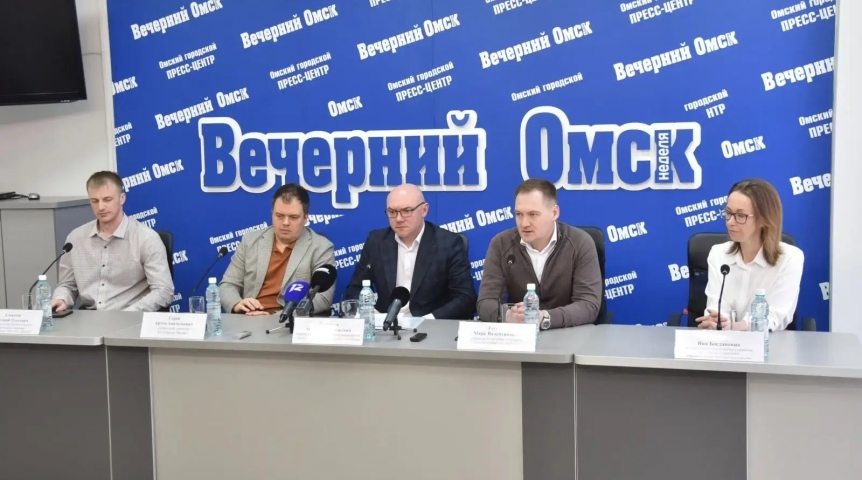 Общество В мэрии Омска назвали сроки месячника чистоты и дату общегородского субботника