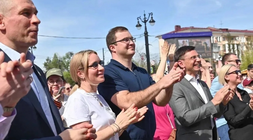 Хоценко открыл «Пешеходный Любинский» в Омске Хоценко открыл «Пешеходный Любинский» в Омске
