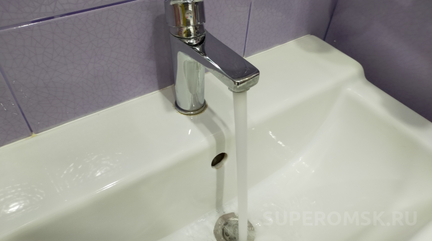 Общество Омичам объяснили необходимость отключения горячей воды летом