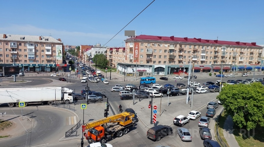 Общество Несколько ДТП привели к большим пробкам в Омске