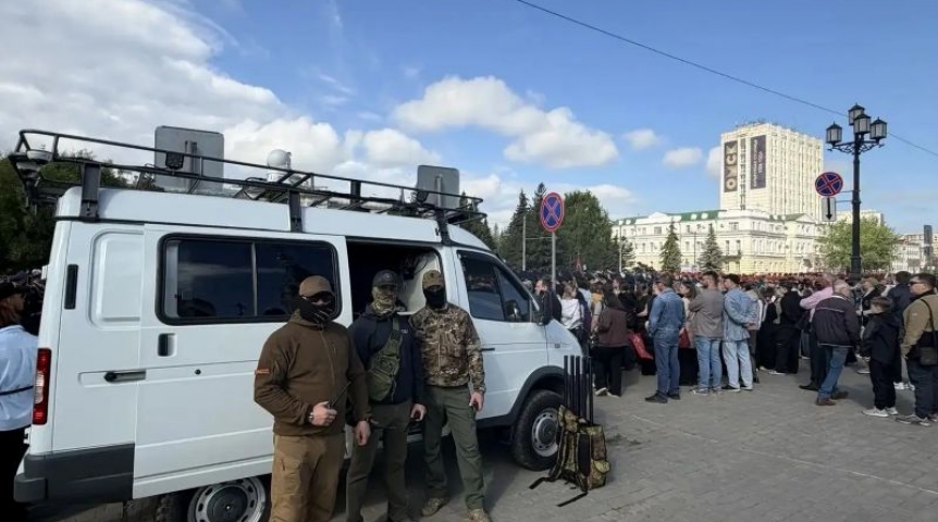 Общество В Омске разместили машину для блокировки беспилотников