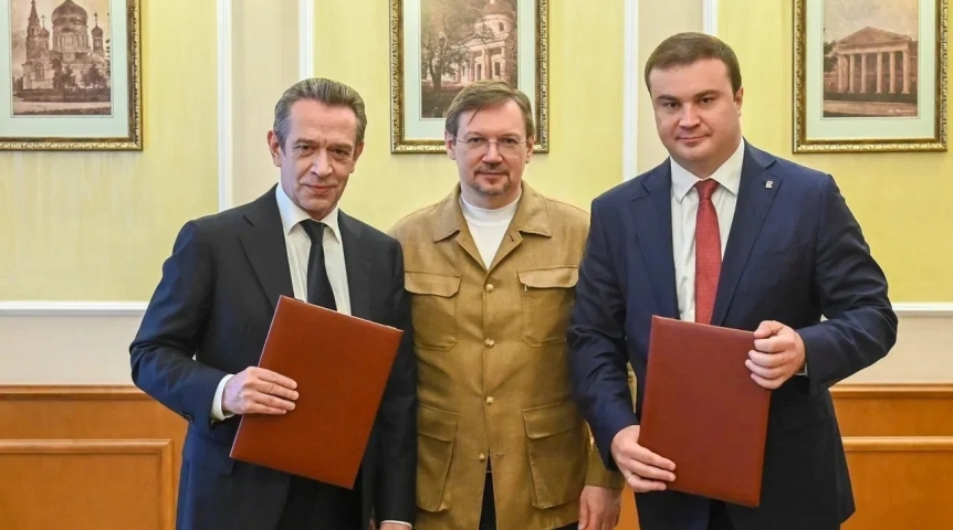 Омский губернатор Хоценко и глава СТД Машков подписали соглашение о сотрудничестве Омский губернатор Хоценко и глава СТД Машков подписали соглашение о сотрудничестве