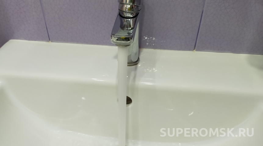 Засуха в Омской области довела до подачи воды по графику