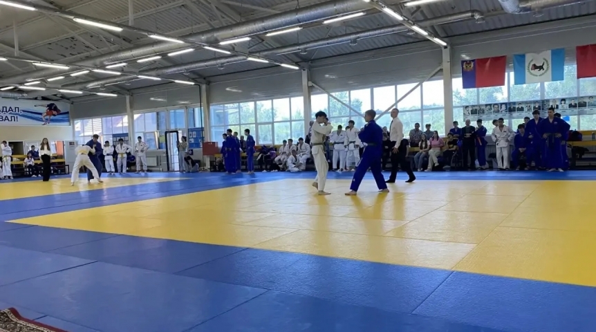 Новости спорта В Омске ко Дню защиты детей определили сильнейших дзюдоистов