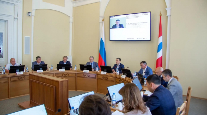 Главное Председатель областного парламента Александр Артемов сообщил об итогах публичных слушаний по бюджету