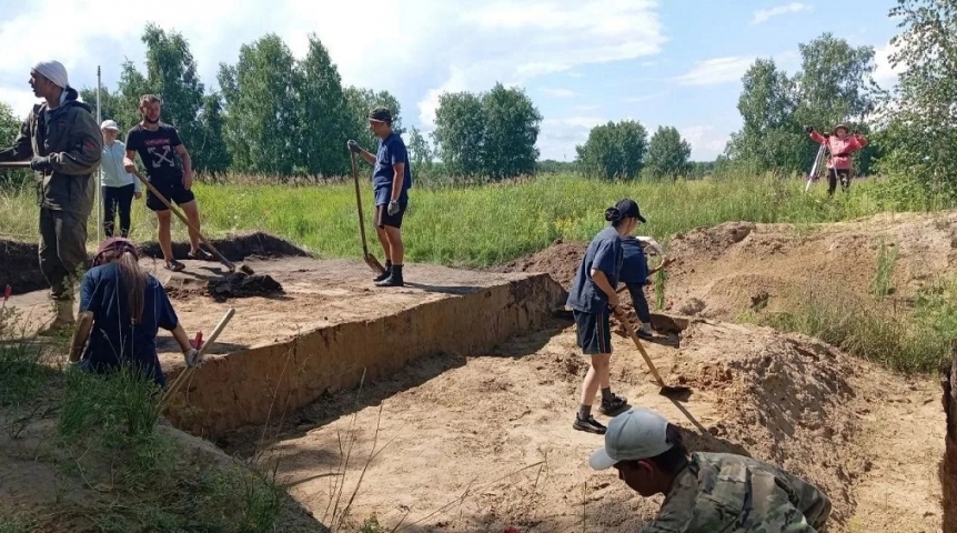В Омской области откопали находку, которой 13 тысяч лет В Омской области откопали находку, которой 13 тысяч лет