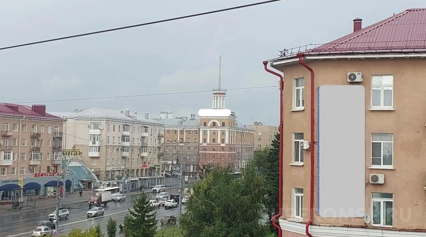 Башню в омском доме со шпилем собрались сдавать в аренду Башню в омском доме со шпилем собрались сдавать в аренду