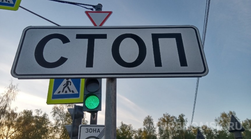 В центре Омска перекрыли улицу до конца осени