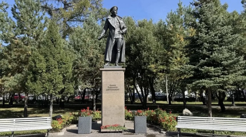 Власть В ФСБ открыли секретные документы о Дзержинском в Омске