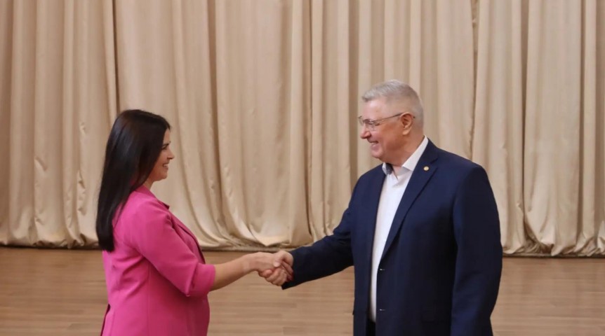 Общество По школам искусств Омской области пошла волна назначений