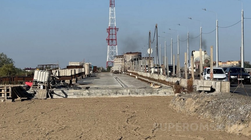 Общество В мэрии сообщили об 11 рабочих на мосту у Телецентра