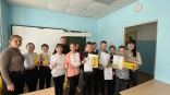 Для школьников микрорайона Осташково провели турнир по шашкам Для школьников микрорайона Осташково провели турнир по шашкам