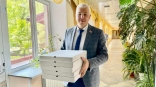 В Омске «Единая Россия» поздравила соцработников с их профессиональным праздником В Омске «Единая Россия» поздравила соцработников с их профессиональным праздником