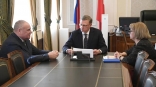 Александр Бурков обсудил с главой Омского отделения СФР бесперебойность социальных выплат Александр Бурков обсудил с главой Омского отделения СФР бесперебойность социальных выплат