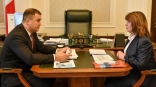 Врио губернатора Виталий Хоценко поставил задачу перед детским омбудсменом Омской области Врио губернатора Виталий Хоценко поставил задачу перед детским омбудсменом Омской области