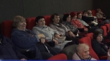 Омские депутаты Сахань и Корольков ко Дню пожилого человека подарили пенсионерам кино Омские депутаты Сахань и Корольков ко Дню пожилого человека подарили пенсионерам кино