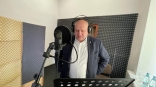 Сергей Шелест с заместителем зачитали аудиосказки для детских библиотек