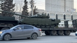 Стала известна причина скопления военной техники в центре Омска