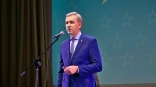 Спикер областного парламента Артемов посетил благотворительный концерт в поддержку бойцов СВО Спикер областного парламента Артемов посетил благотворительный концерт в поддержку бойцов СВО
