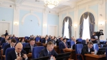 Налоговая льгота для участников СВО и поддержка детей-сирот: какие законопроекты принял областной парламент