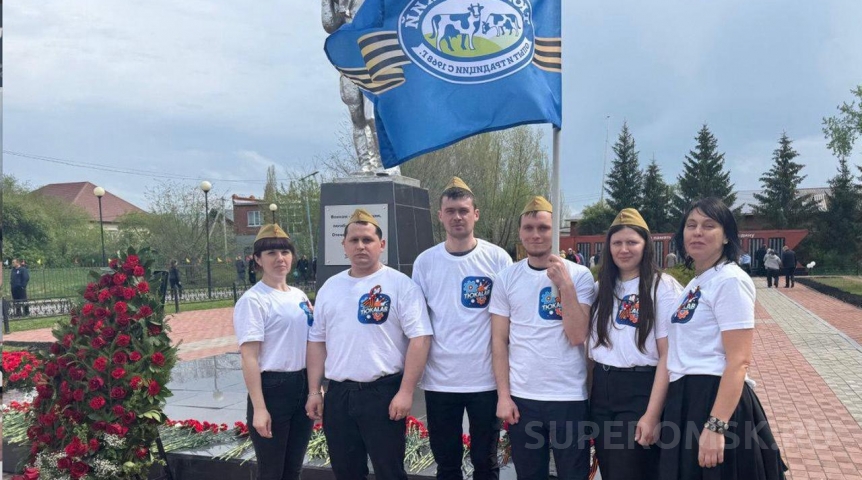 В Тюкалинске прошел митинг к 80-летию Великой Победы В Тюкалинске прошел митинг к 80-летию Великой Победы