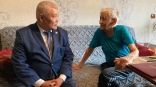 Глава ЦАО навестил почетного жителя Омска в его 105-й день рождения Глава ЦАО навестил почетного жителя Омска в его 105-й день рождения