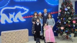 Спикер Заксобрания Артемов исполнил новогодние мечты юных омичей Спикер Заксобрания Артемов исполнил новогодние мечты юных омичей