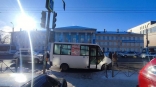 В Омске маршрутка снесла трех пешеходов на переходе