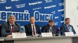 В мэрии Омска рассказали о причинах внедрения безналичной системы оплаты за проезд В мэрии Омска рассказали о причинах внедрения безналичной системы оплаты за проезд