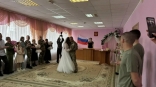 В Омской области ввели традицию поздравлять со свадьбой участников СВО В Омской области ввели традицию поздравлять со свадьбой участников СВО