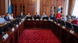 В Заксобрании обсудили предоставление земли многодетным семьям В Заксобрании обсудили предоставление земли многодетным семьям